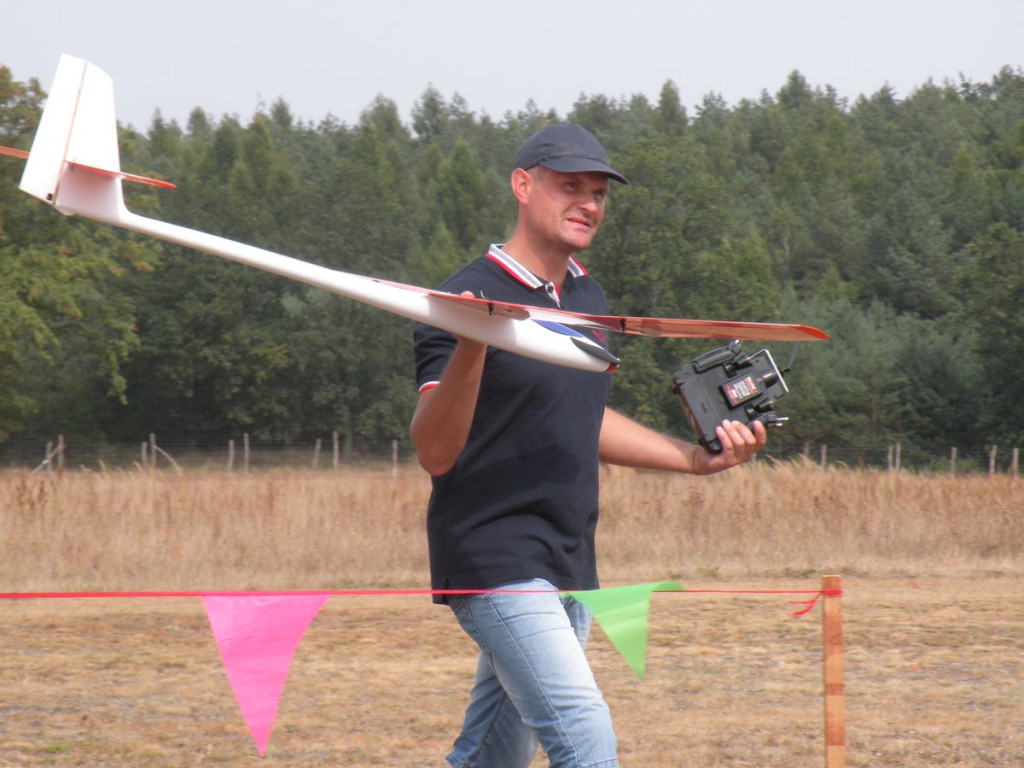 XXI zawody modelarzy w Nowym Folwarku