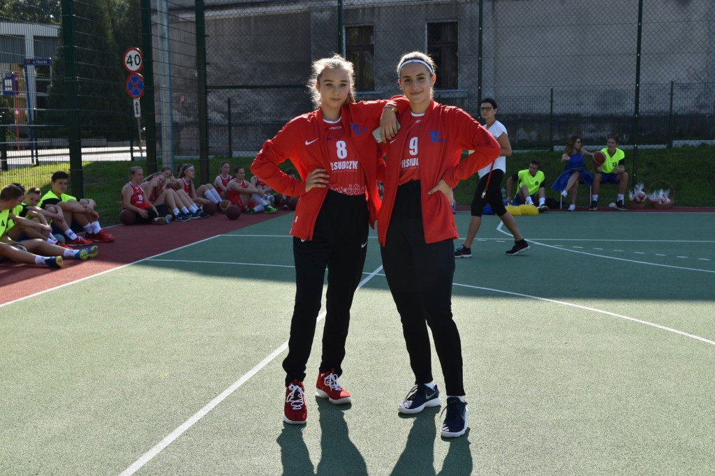 Boisko przy ul. Oławskiej uroczyście zostało otwarte