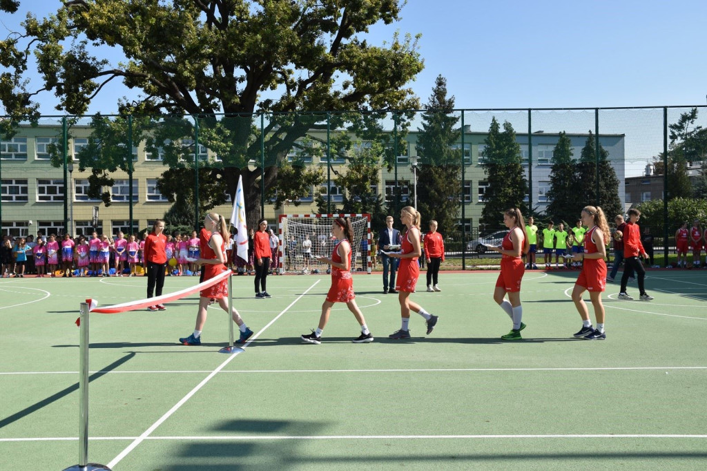 Boisko przy ul. Oławskiej uroczyście zostało otwarte