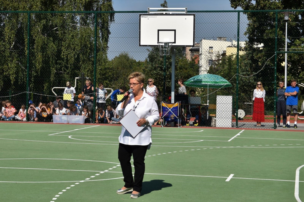 Boisko przy ul. Oławskiej uroczyście zostało otwarte