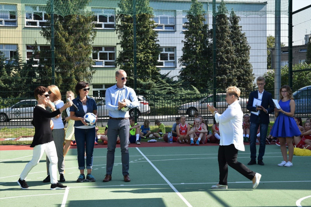 Boisko przy ul. Oławskiej uroczyście zostało otwarte