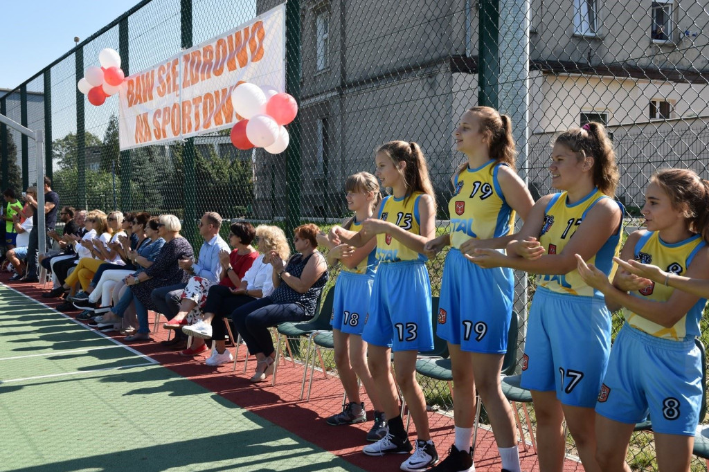 Boisko przy ul. Oławskiej uroczyście zostało otwarte