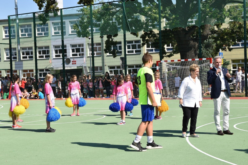 Boisko przy ul. Oławskiej uroczyście zostało otwarte