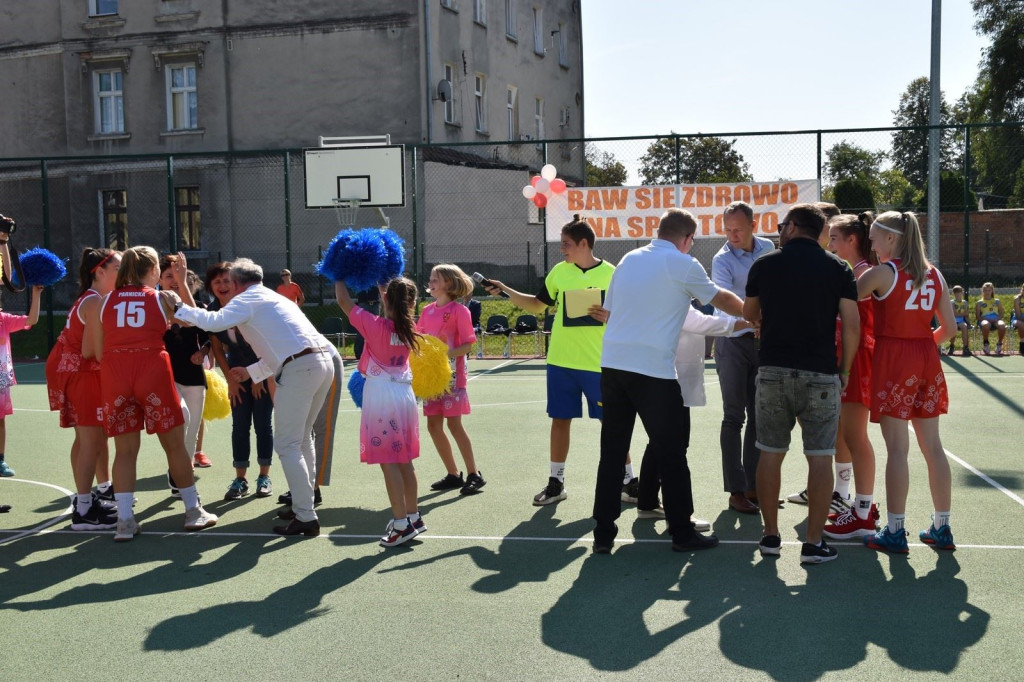 Boisko przy ul. Oławskiej uroczyście zostało otwarte