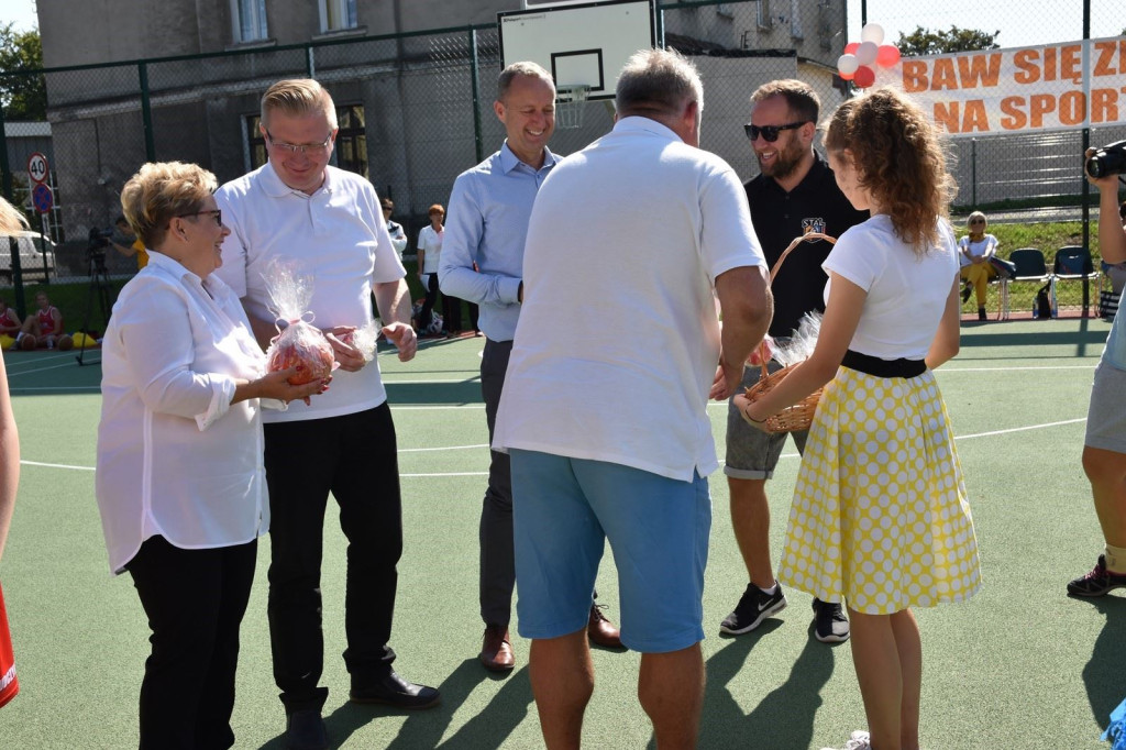 Boisko przy ul. Oławskiej uroczyście zostało otwarte