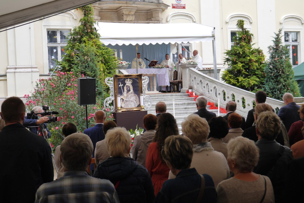 Spotkanie kresowian w Świątnikach [fotorelacja]
