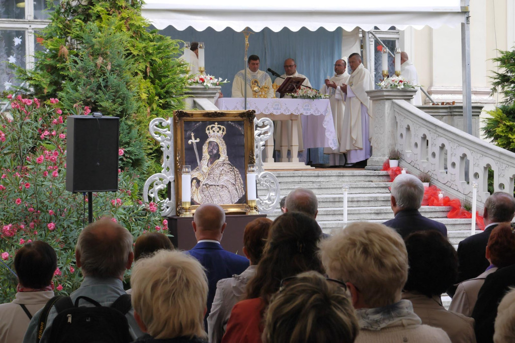 Spotkanie kresowian w Świątnikach [fotorelacja]