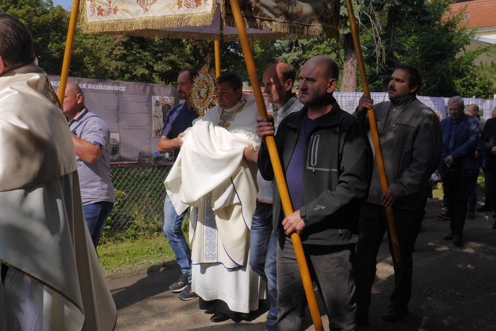 Spotkanie kresowian w Świątnikach [fotorelacja]
