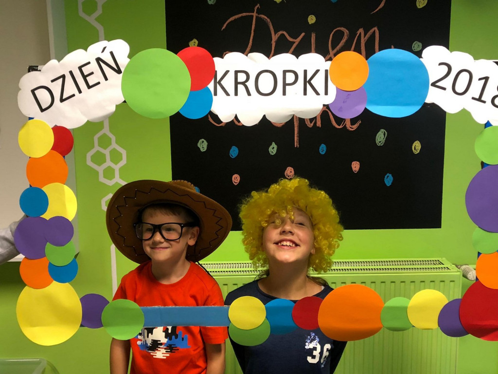 Zakropkowana i kreatywna Ósemka