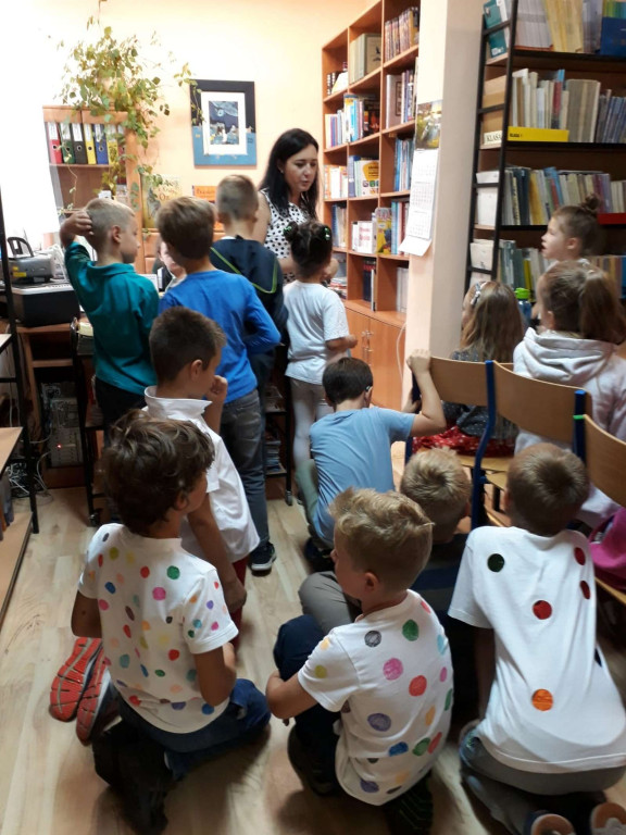 Zakropkowana i kreatywna Ósemka