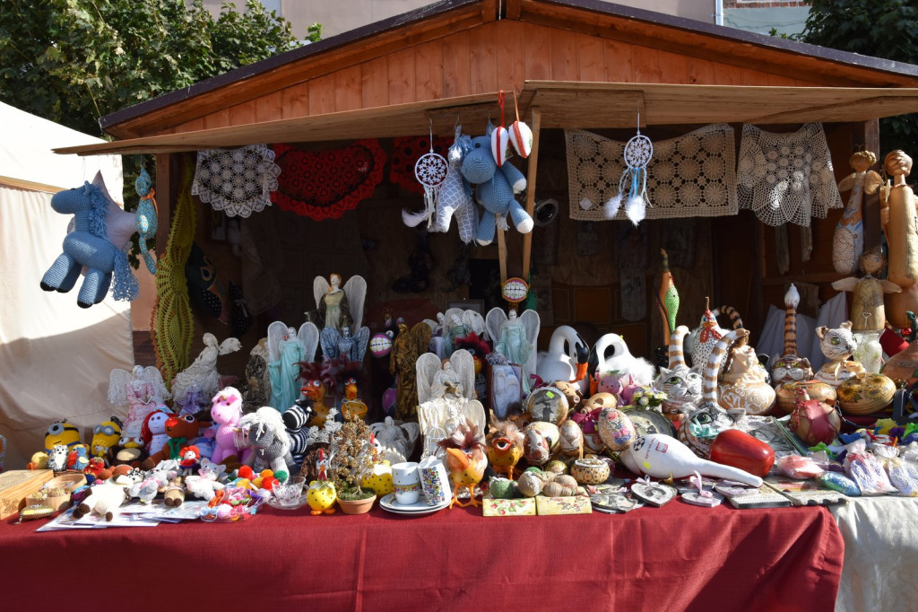 Trwa IV Jarmark Kresowy w Brzegu. Oprócz stoisk handlowych, II Festiwal Kapel Podwórkowych