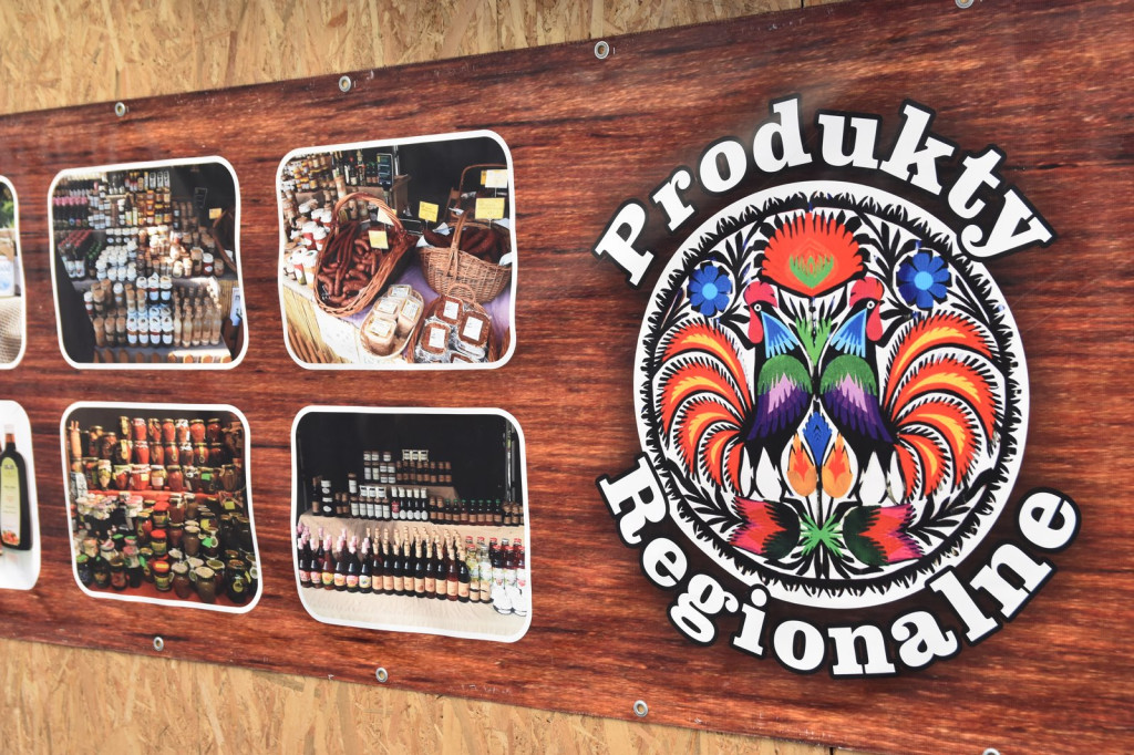 Trwa IV Jarmark Kresowy w Brzegu. Oprócz stoisk handlowych, II Festiwal Kapel Podwórkowych