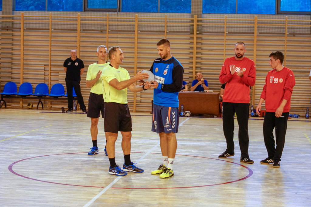 Olimp wygrywa po karnych z Ostrovią! Dwa punkty w Grodkowie