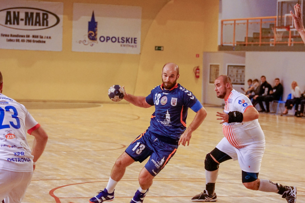 Olimp wygrywa po karnych z Ostrovią! Dwa punkty w Grodkowie