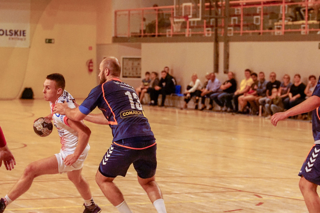 Olimp wygrywa po karnych z Ostrovią! Dwa punkty w Grodkowie