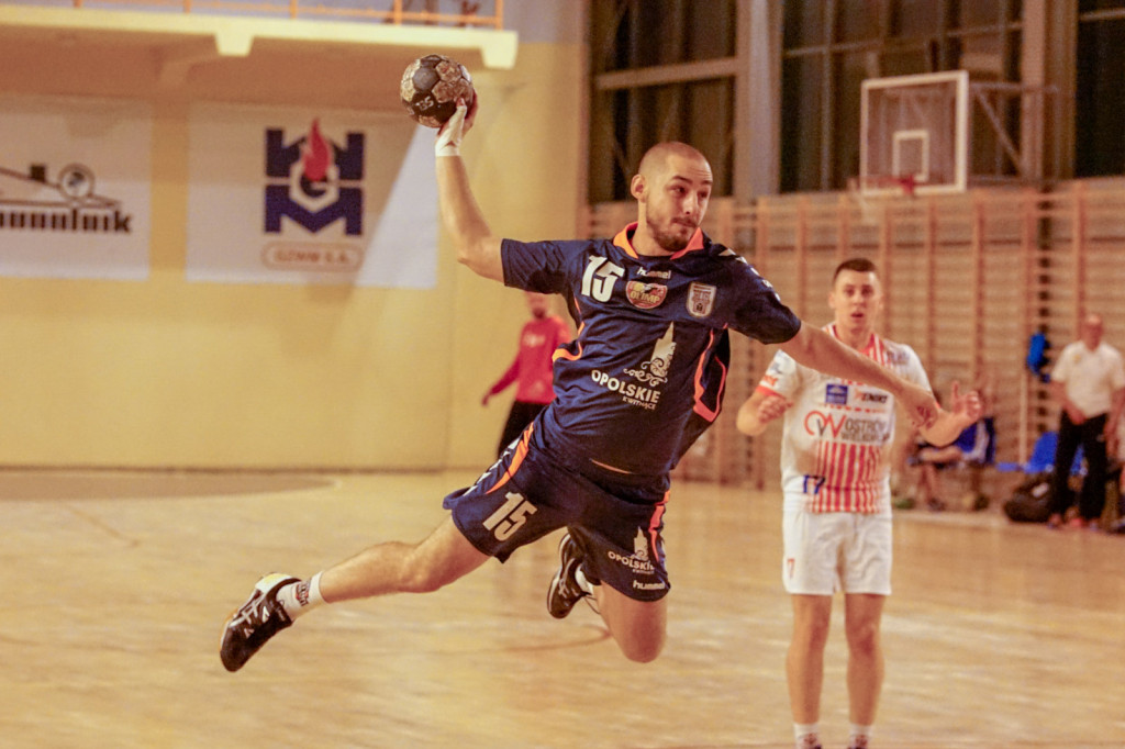 Olimp wygrywa po karnych z Ostrovią! Dwa punkty w Grodkowie