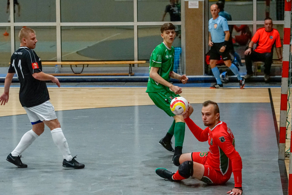 Gredar wygrywa inauguracyjny mecz przed własną publicznością