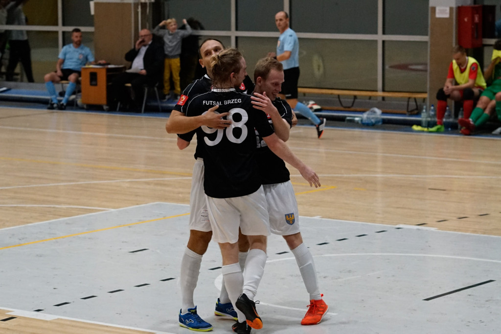 Gredar wygrywa inauguracyjny mecz przed własną publicznością