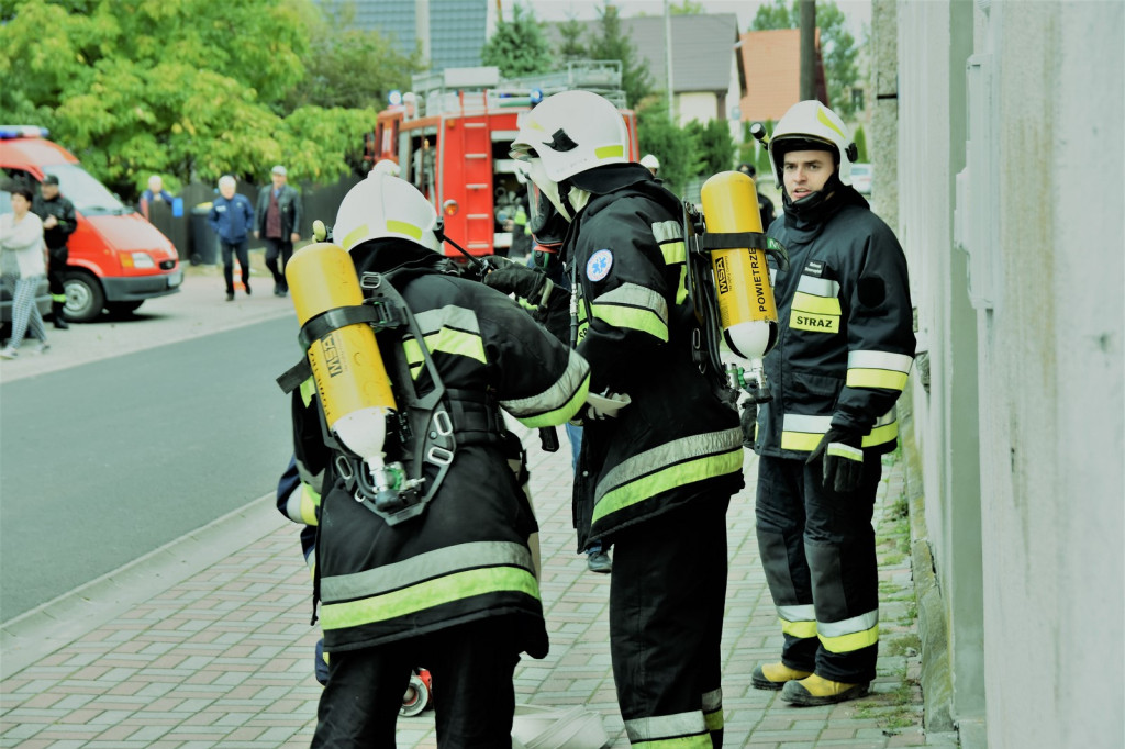 Manewry strażackie w gminie Olszanka. Druhowie doskonalili swoje umiejętności bojowe
