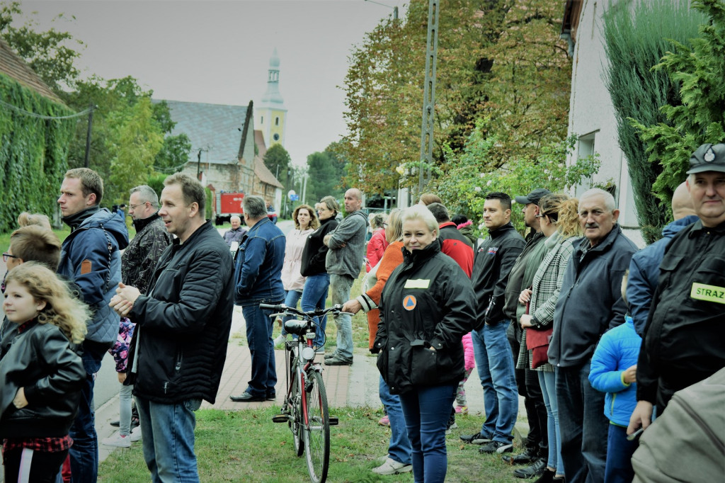 Manewry strażackie w gminie Olszanka. Druhowie doskonalili swoje umiejętności bojowe
