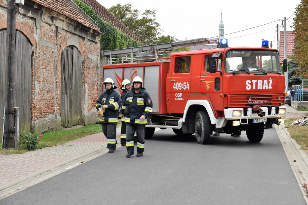 Manewry strażackie w gminie Olszanka. Druhowie doskonalili swoje umiejętności bojowe