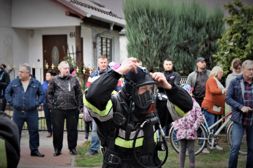 Manewry strażackie w gminie Olszanka. Druhowie doskonalili swoje umiejętności bojowe