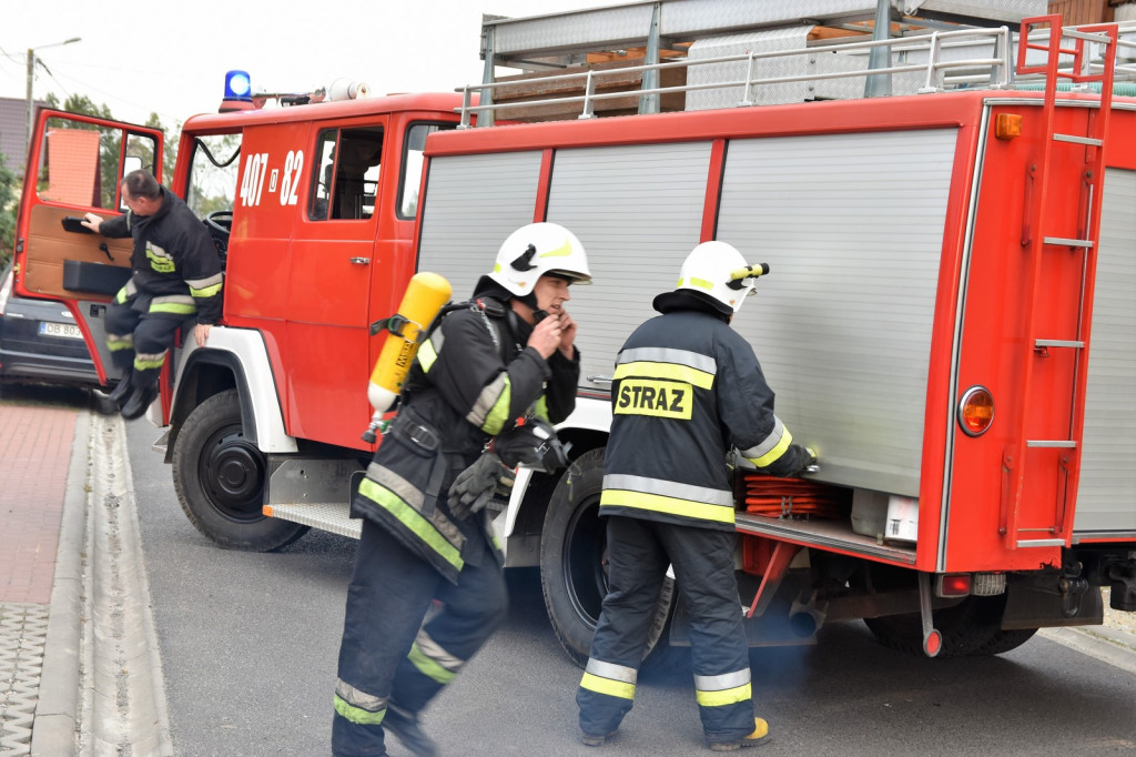 Manewry strażackie w gminie Olszanka. Druhowie doskonalili swoje umiejętności bojowe