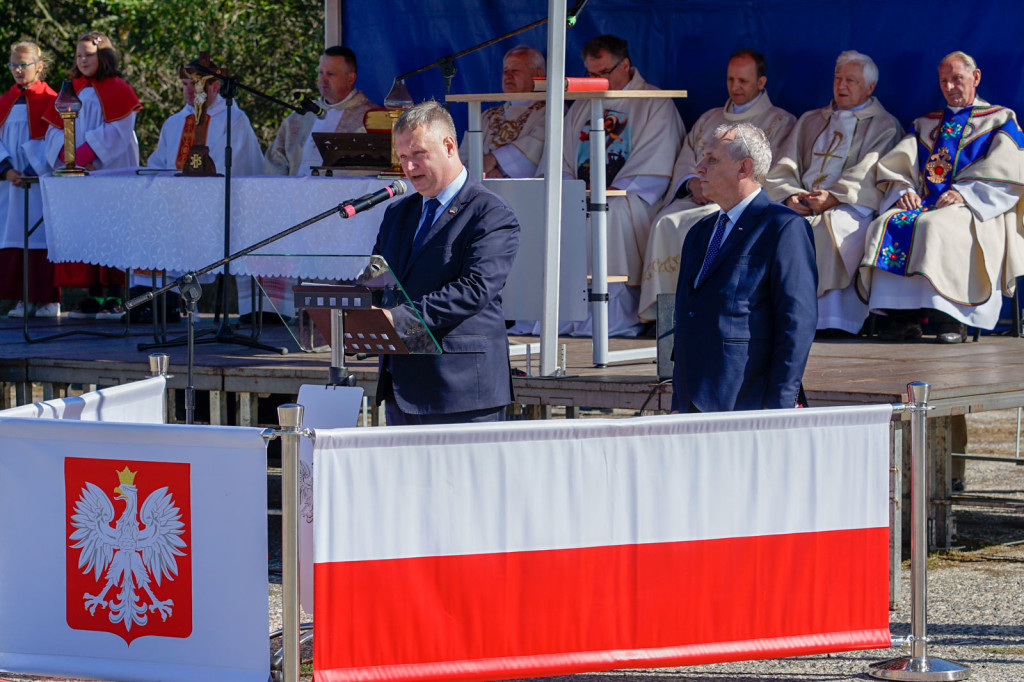 Obchody 72-lecia mordu na Żołnierzach Wyklętych w Starym Grodkowie