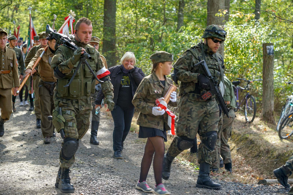 Obchody 72-lecia mordu na Żołnierzach Wyklętych w Starym Grodkowie
