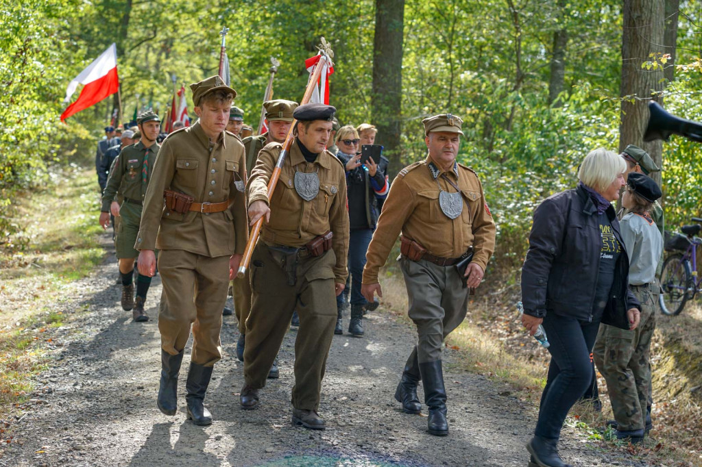 Obchody 72-lecia mordu na Żołnierzach Wyklętych w Starym Grodkowie