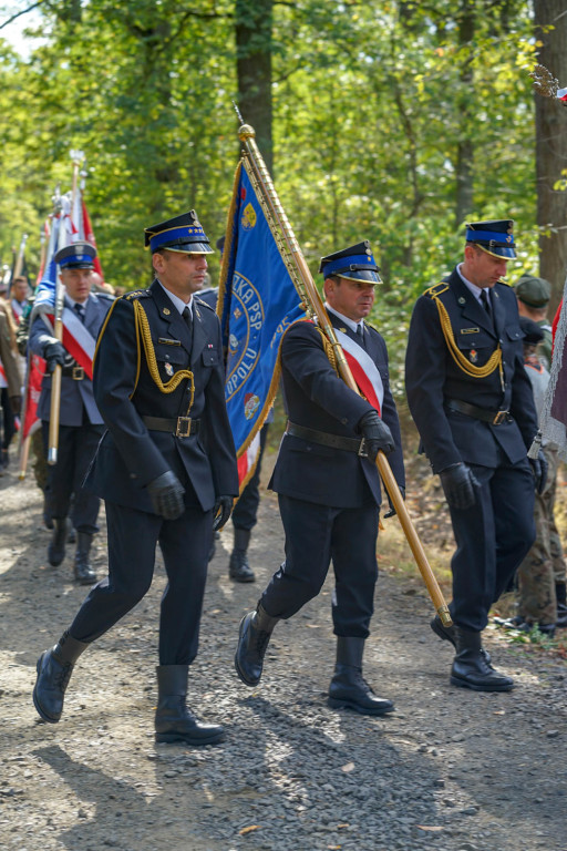 Obchody 72-lecia mordu na Żołnierzach Wyklętych w Starym Grodkowie