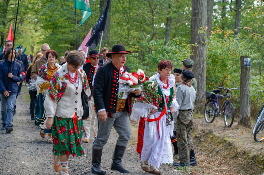 Obchody 72-lecia mordu na Żołnierzach Wyklętych w Starym Grodkowie