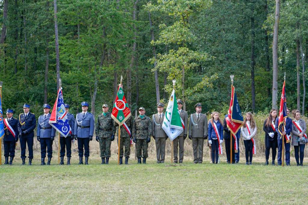 Obchody 72-lecia mordu na Żołnierzach Wyklętych w Starym Grodkowie