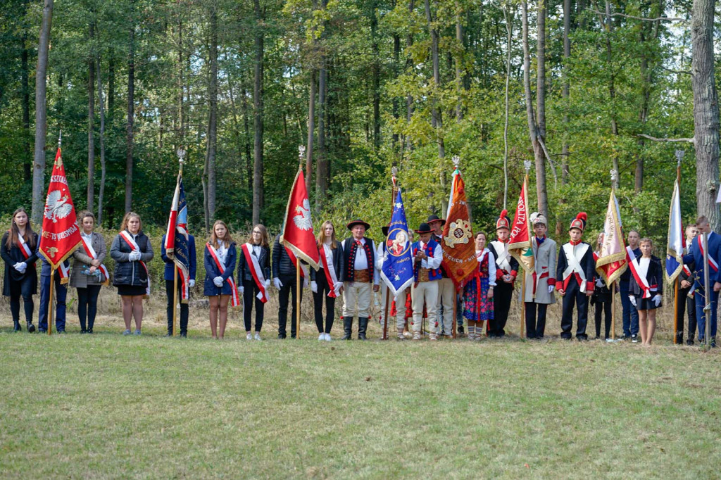 Obchody 72-lecia mordu na Żołnierzach Wyklętych w Starym Grodkowie