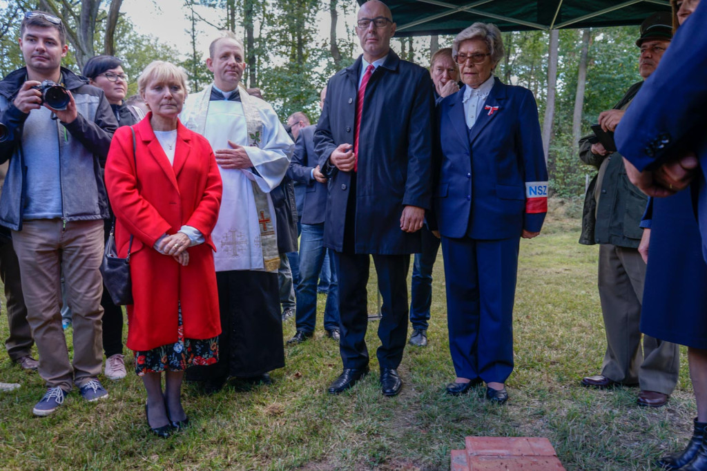 Obchody 72-lecia mordu na Żołnierzach Wyklętych w Starym Grodkowie