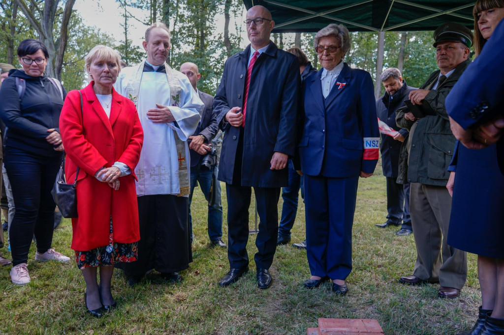 Obchody 72-lecia mordu na Żołnierzach Wyklętych w Starym Grodkowie