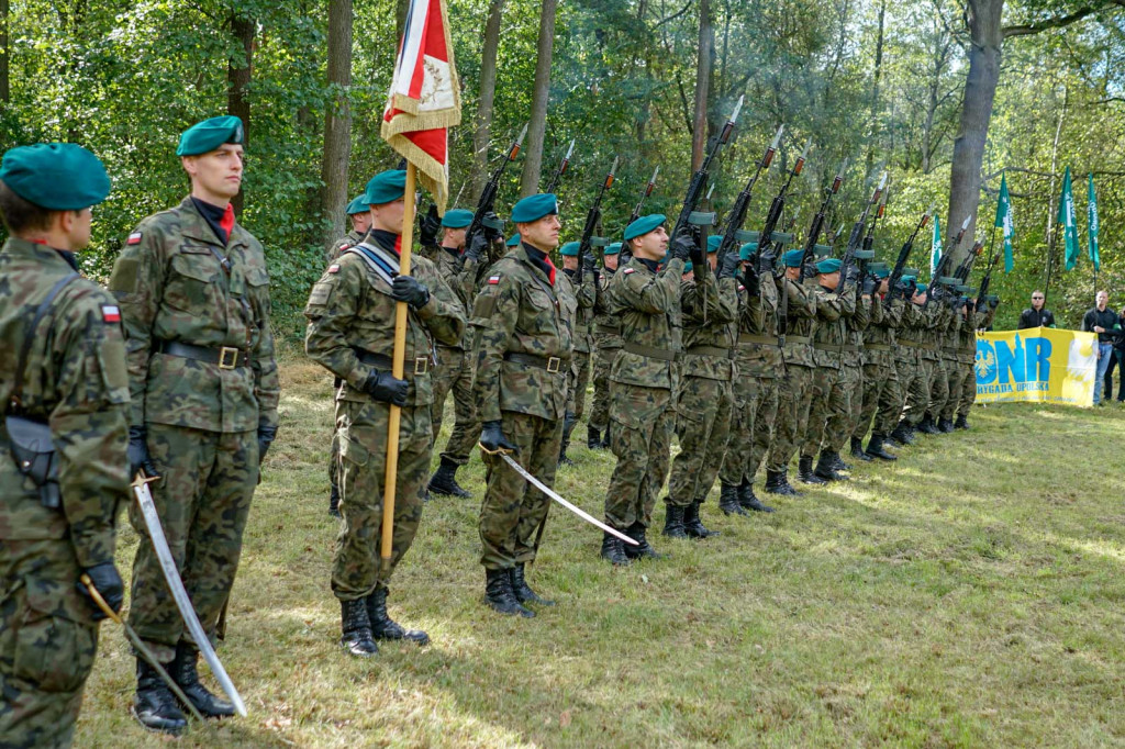 Obchody 72-lecia mordu na Żołnierzach Wyklętych w Starym Grodkowie