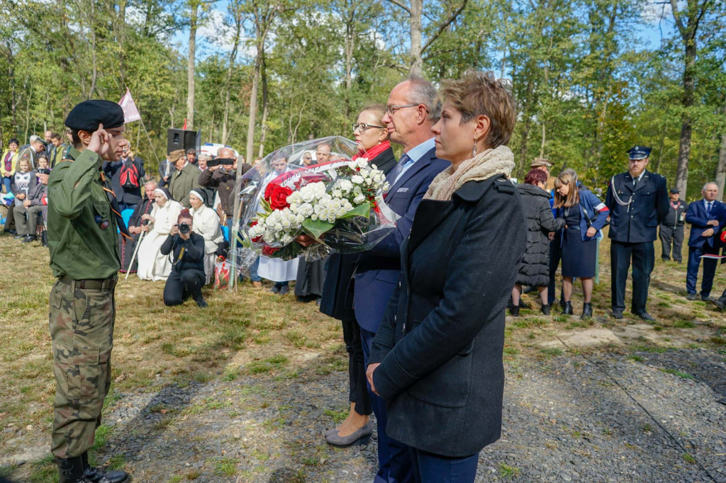 Obchody 72-lecia mordu na Żołnierzach Wyklętych w Starym Grodkowie