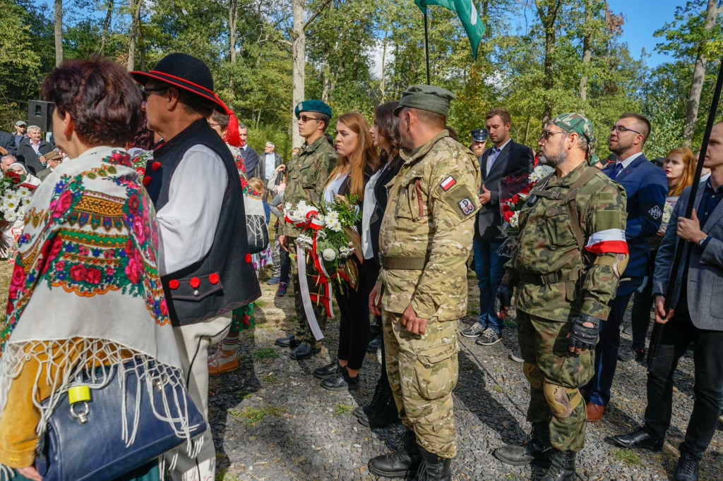 Obchody 72-lecia mordu na Żołnierzach Wyklętych w Starym Grodkowie