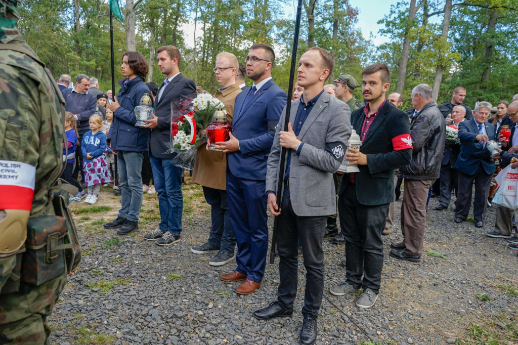 Obchody 72-lecia mordu na Żołnierzach Wyklętych w Starym Grodkowie