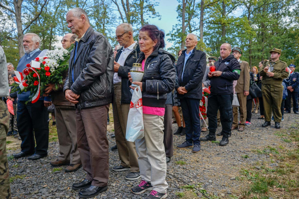 Obchody 72-lecia mordu na Żołnierzach Wyklętych w Starym Grodkowie