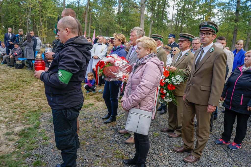 Obchody 72-lecia mordu na Żołnierzach Wyklętych w Starym Grodkowie