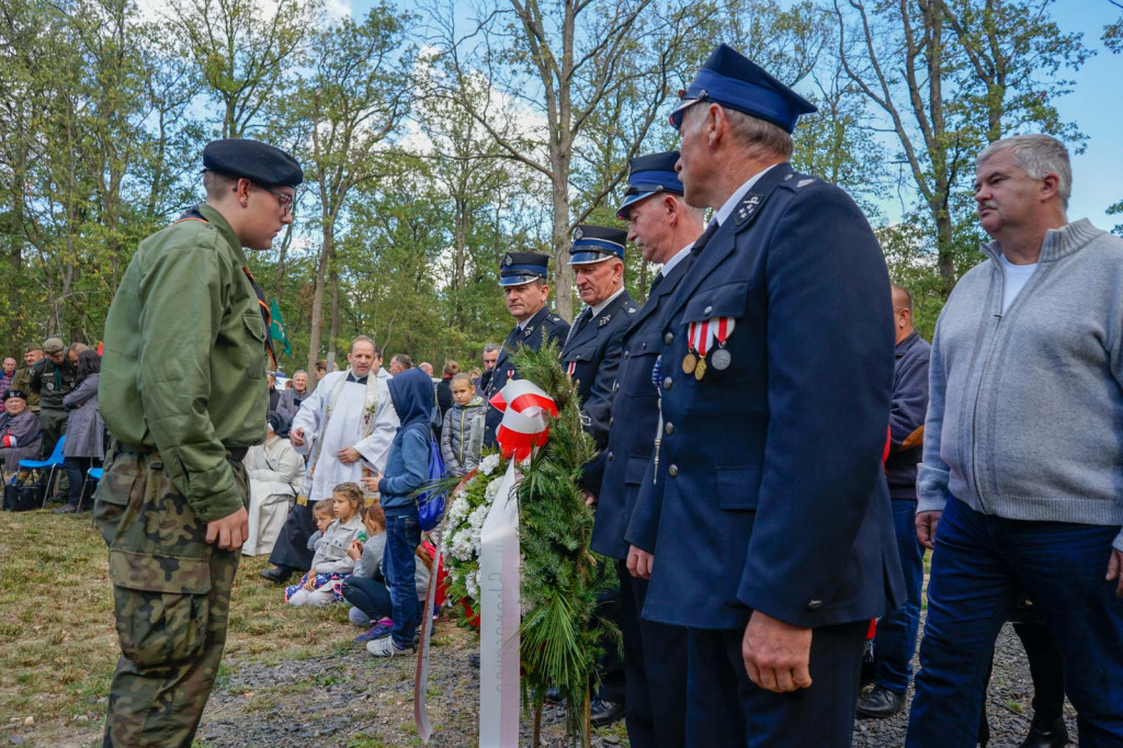 Obchody 72-lecia mordu na Żołnierzach Wyklętych w Starym Grodkowie