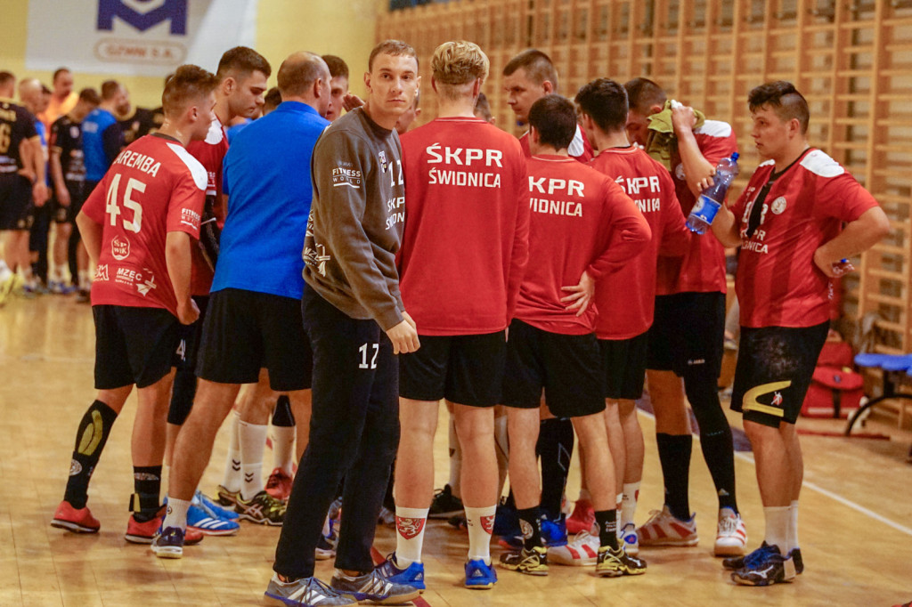 Dwie różne połowy. Druga lepsza dla Olimpu