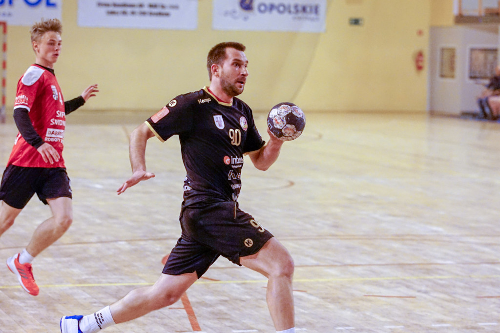 Dwie różne połowy. Druga lepsza dla Olimpu