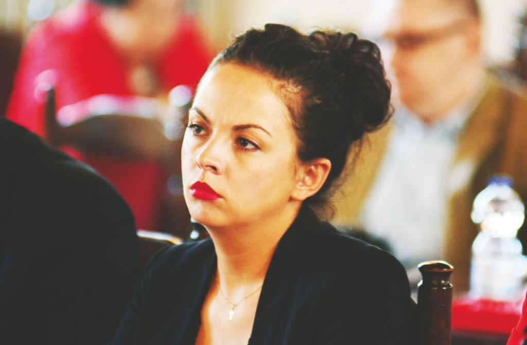 To oni głosowali za oddaniem gruntów pod więzienie!