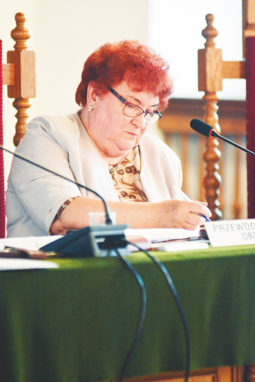 To oni głosowali za oddaniem gruntów pod więzienie!