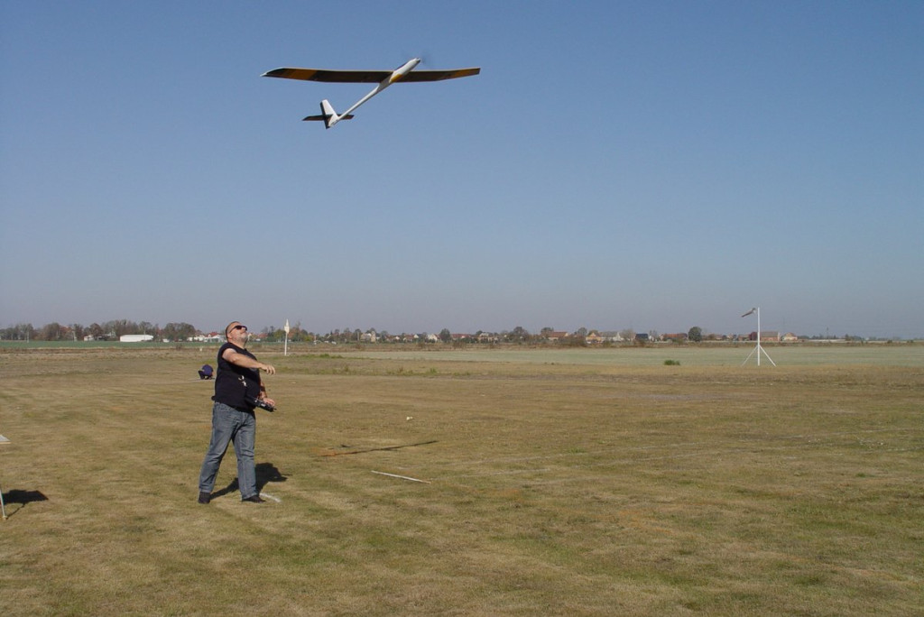 IV runda zawodów zdalnie sterowanych modeli