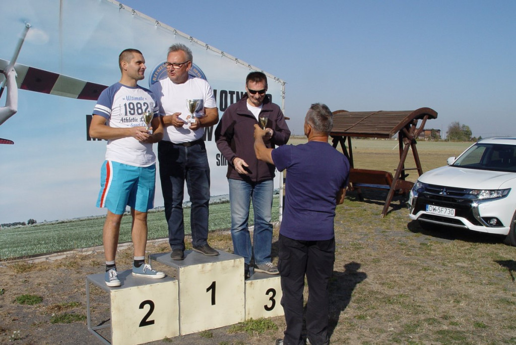 IV runda zawodów zdalnie sterowanych modeli