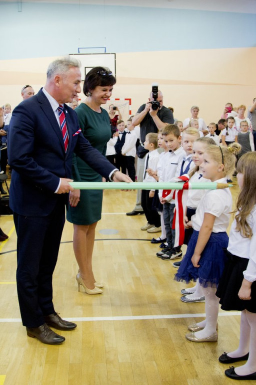 Ślubujemy, że nie zawiedziemy. Pasowanie na pierwszaka w Publicznej Szkole Podstawowej  nr 6 w Brzegu